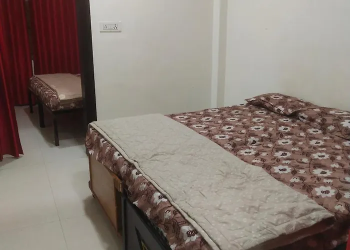 Maa Yatri Niwas Home Stay