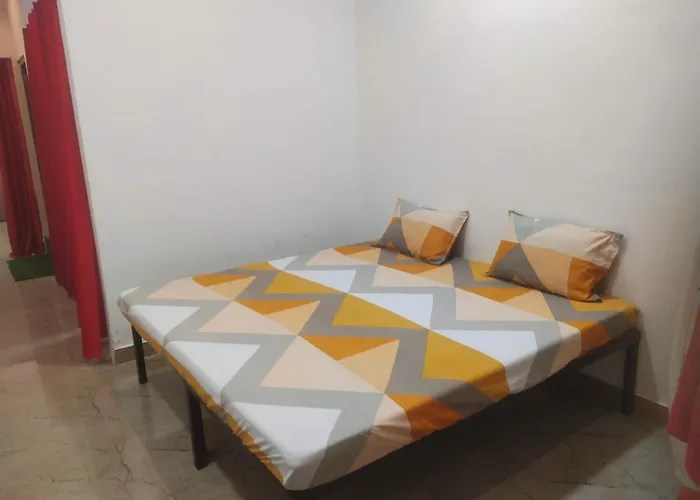 Maa Yatri Niwas Home Stay