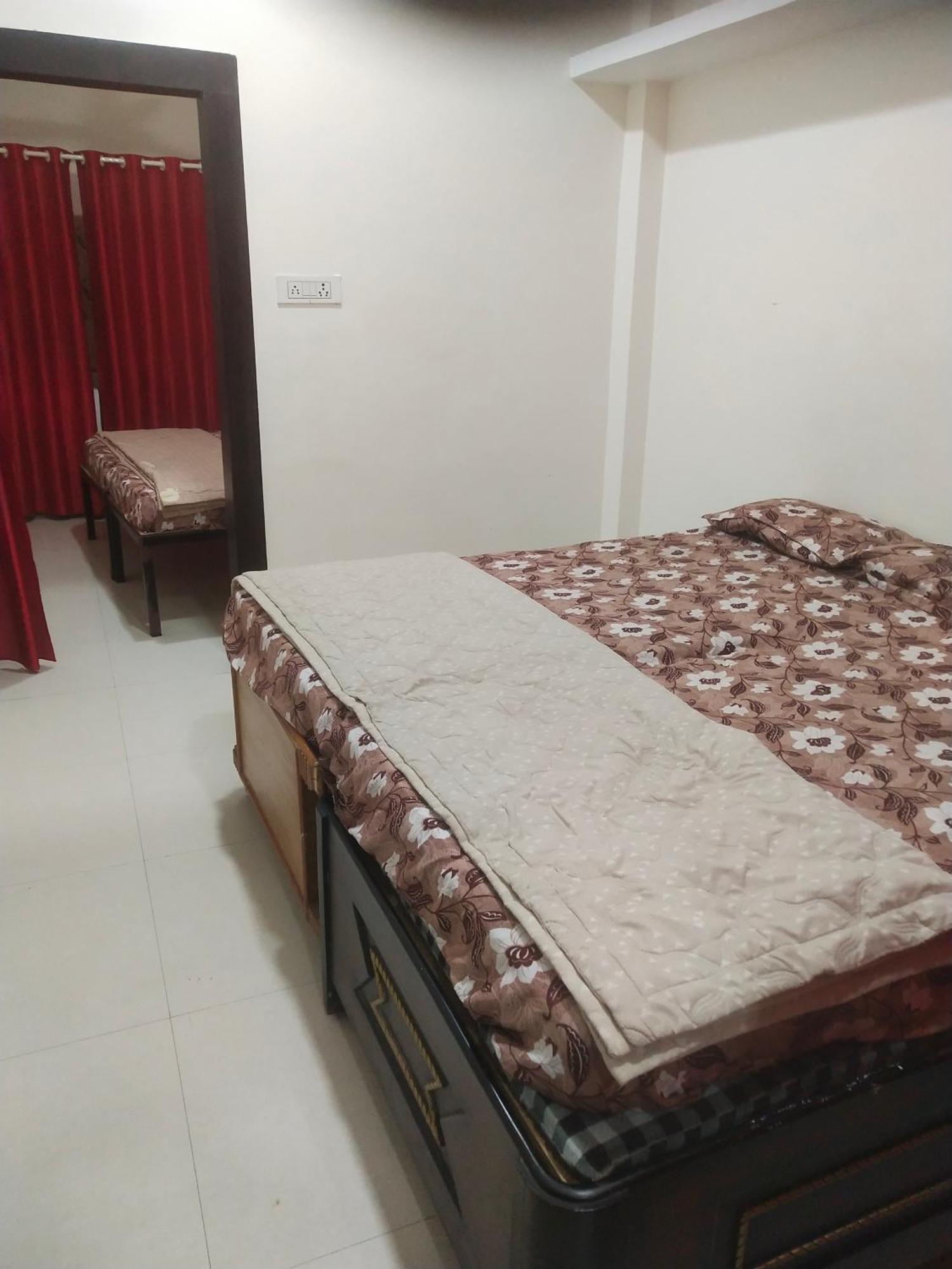 Maa Yatri Niwas Homestay Ujjain